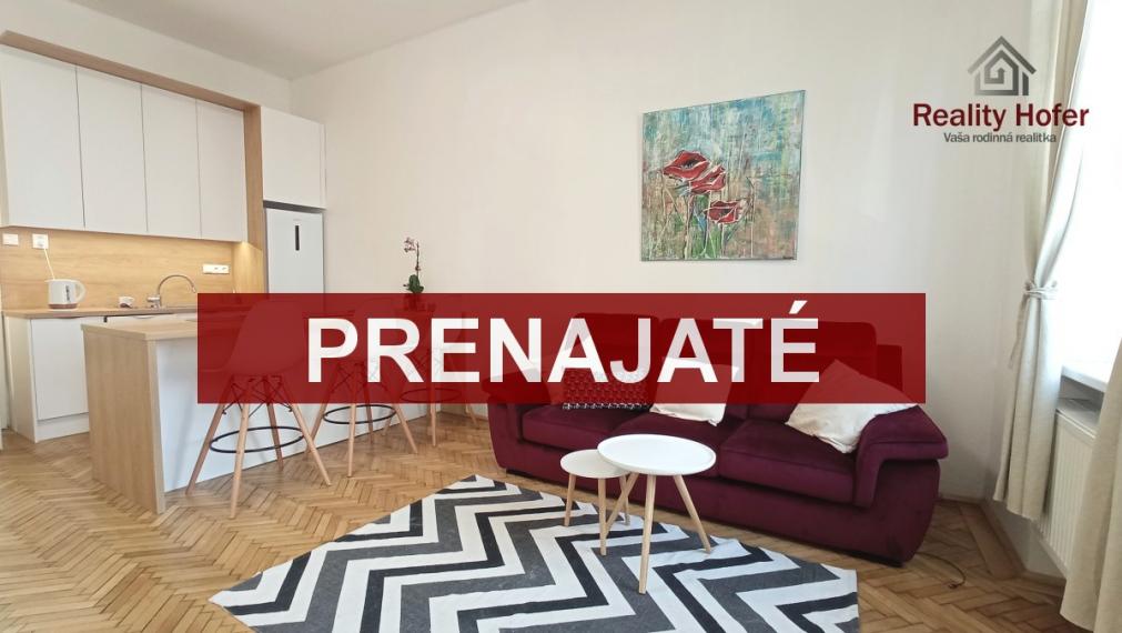 Zariadený moderný 2 IZB v centre mesta, Františk. nám., Prešov