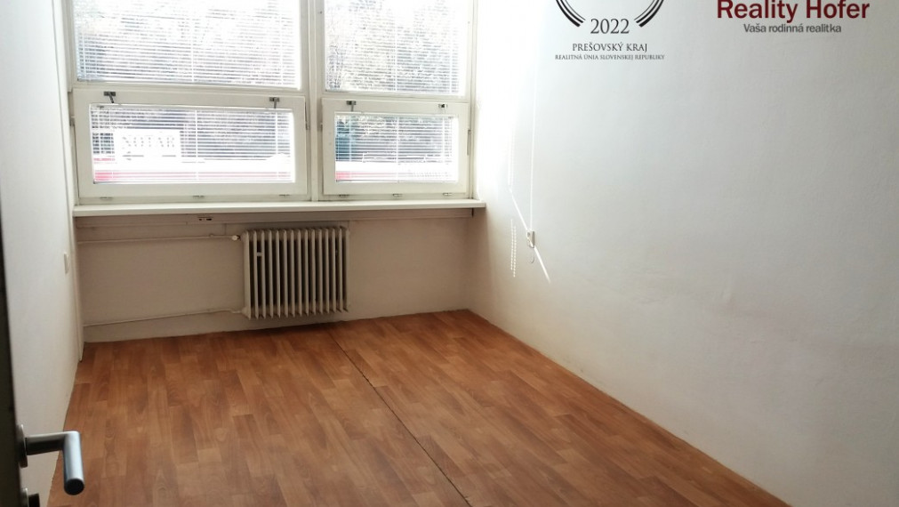 Strážené kancel. priestory 15m2 s recepciou, Račianska, Bratislava