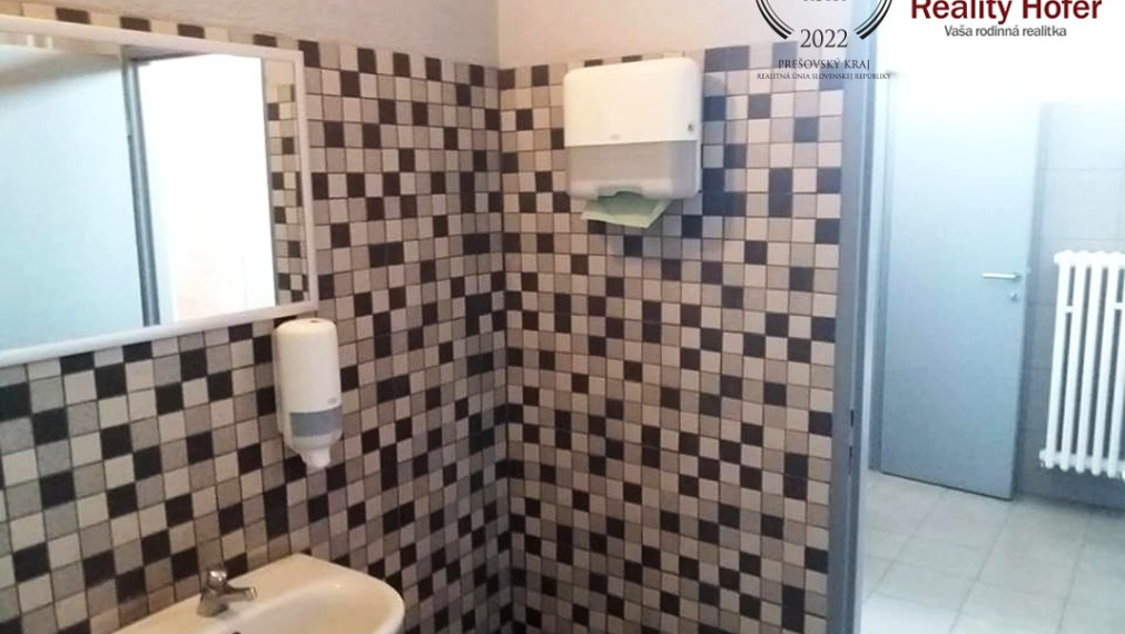 Strážené kancel. priestory 15m2 s recepciou, Račianska, Bratislava