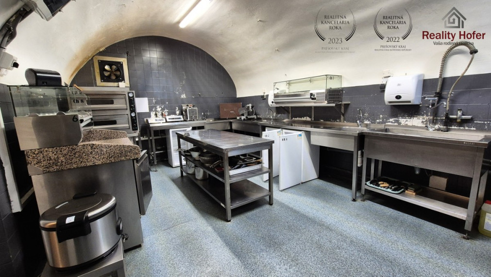 Odstúpenie prevádzky reštaurácie v centre, Hlavná, Prešov