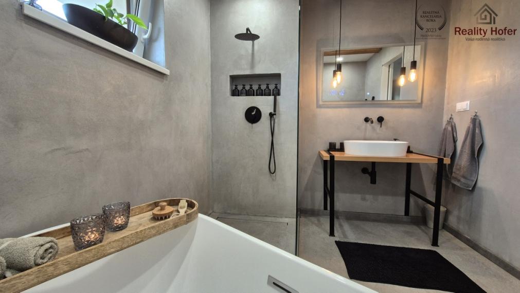 Moderná 5 izbová novostavba RD 12 min od Prešova, Podhorany