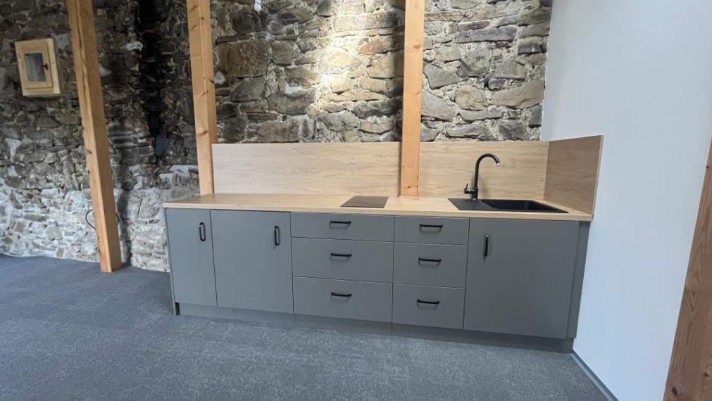 Prenájom exkluzívne kancelárske priestory/ateliér v centre Prešova