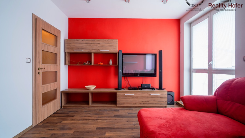 Zariadený 2 izbový byt, terasa, parking, N. Šebastová, Prešov