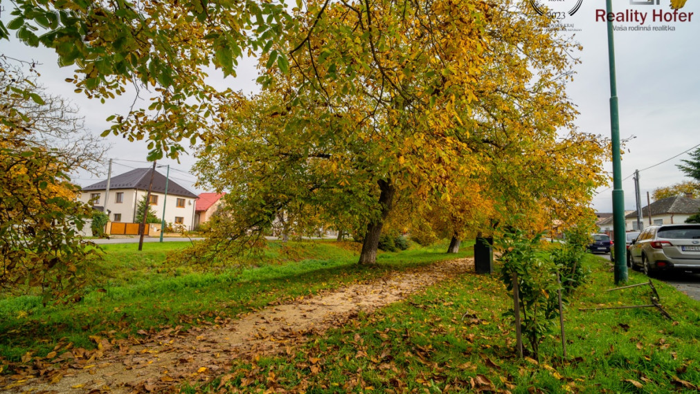 Zariadený 2 izbový byt, terasa, parking, N. Šebastová, Prešov