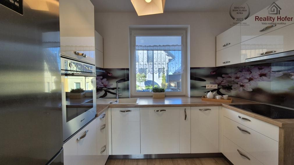 Tehlový rodinný dom 11 km od Prešova, Trnkov