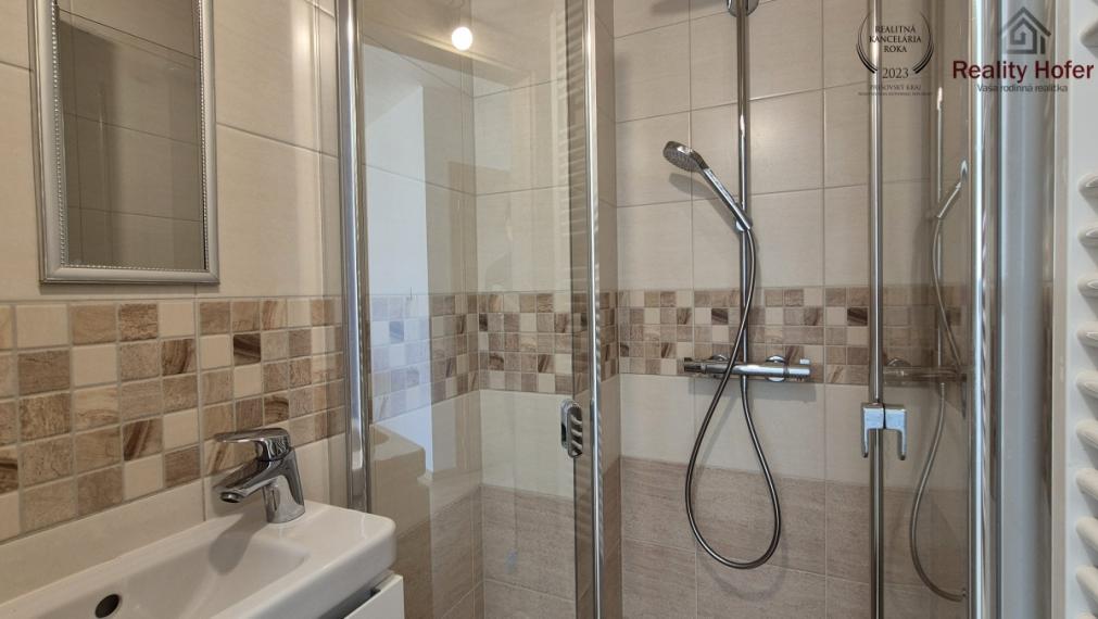 Tehlový rodinný dom 11 km od Prešova, Trnkov