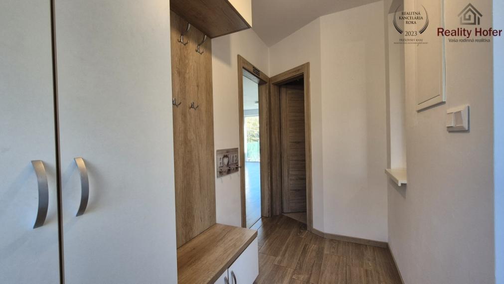 Tehlový rodinný dom 11 km od Prešova, Trnkov