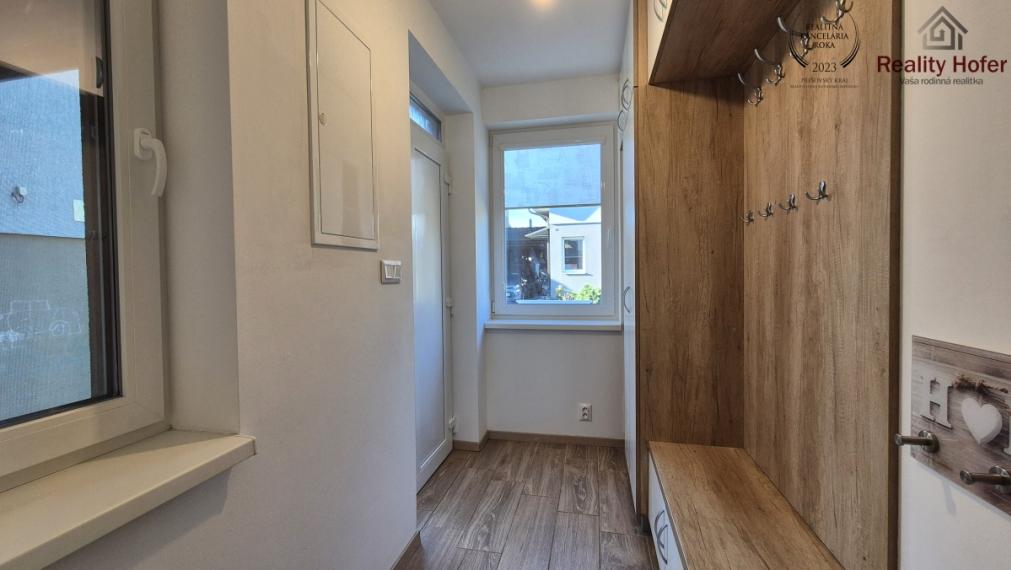 Tehlový rodinný dom 11 km od Prešova, Trnkov