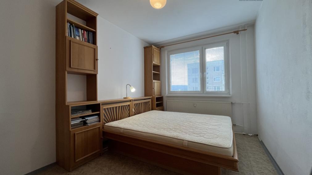 Zariadený 2 izbový byt, loggia, ul. Vihorlatská, Prešov