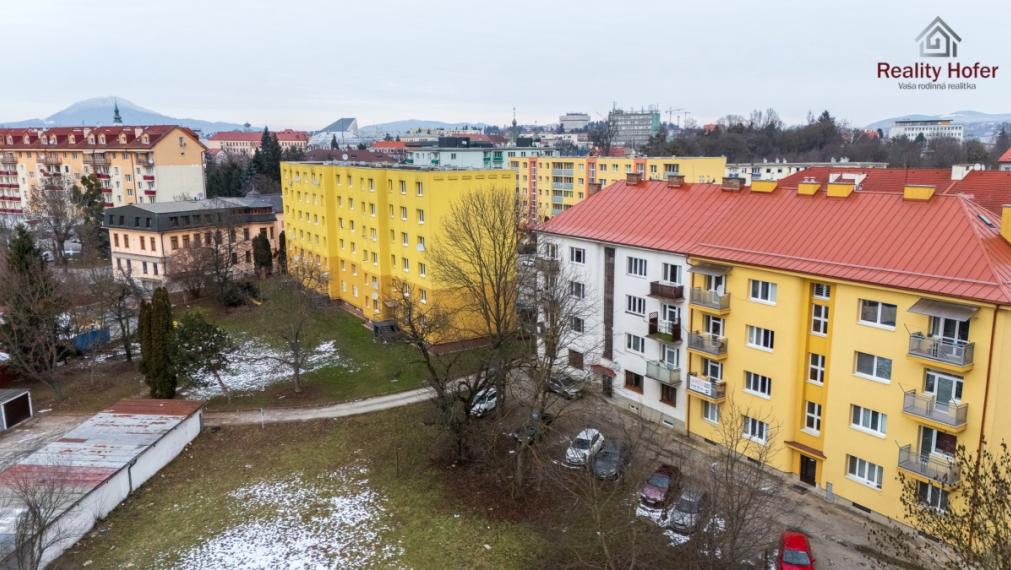 Výnimočný tehlový 3 izb. byt, 89m2, širšie centrum, Prešov