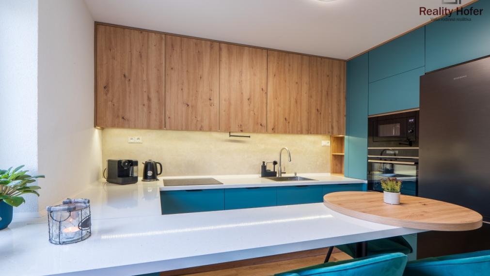 Výnimočný tehlový 3 izb. byt, 89m2, širšie centrum, Prešov