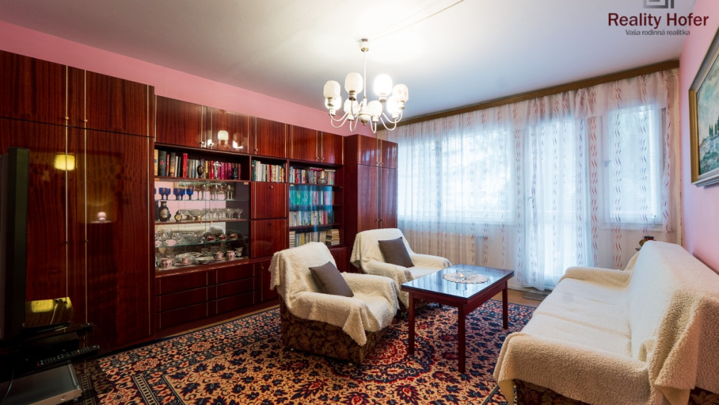 Veľký 4 izbový byt, 92m2, Smreková, Prešov