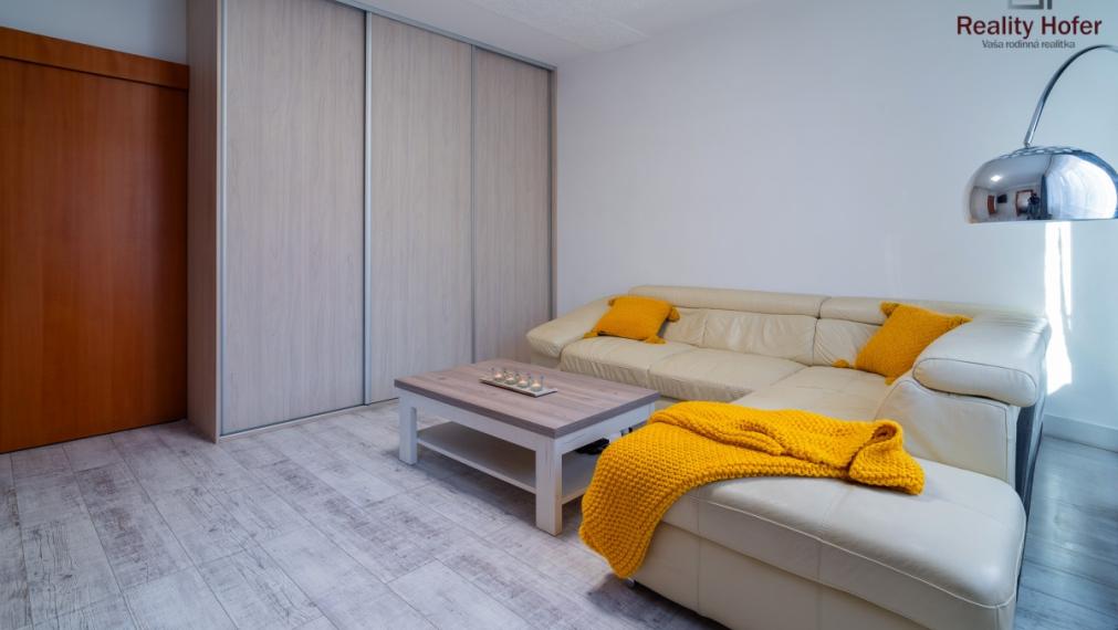 Zariadený 2,5 izbový byt po rekonštrukcii, Šrobárova, Prešov