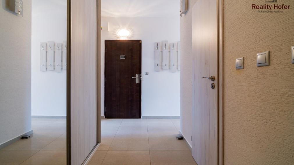 Zariadený 2,5 izbový byt po rekonštrukcii, Šrobárova, Prešov