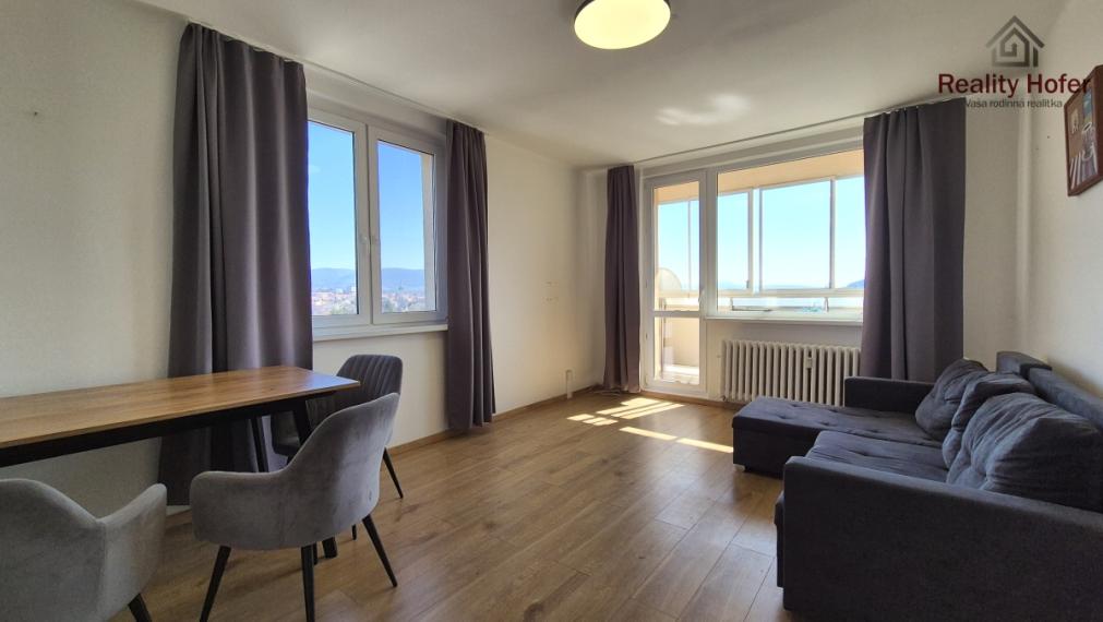 Zariadený 2 izbový byt s loggiou, ul. Levočská, Prešov