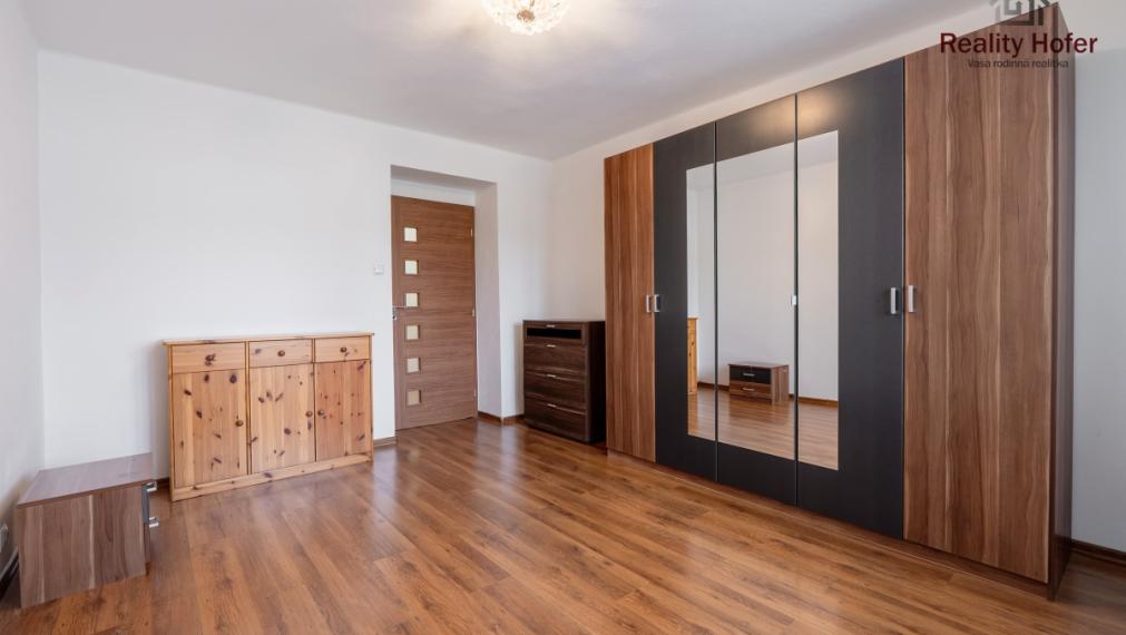 Zariadený 2 izbový byt, balkón, blízko centra, Baštová ul., Prešov