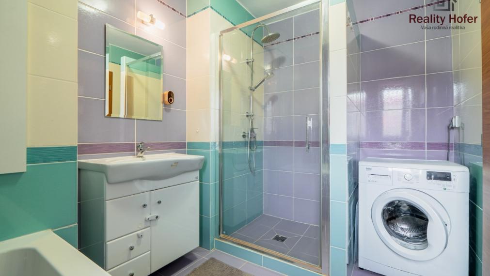 Zariadený 2 izbový byt, balkón, blízko centra, Baštová ul., Prešov