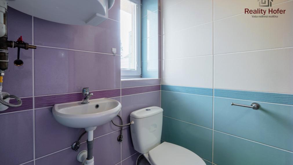 Zariadený 2 izbový byt, balkón, blízko centra, Baštová ul., Prešov