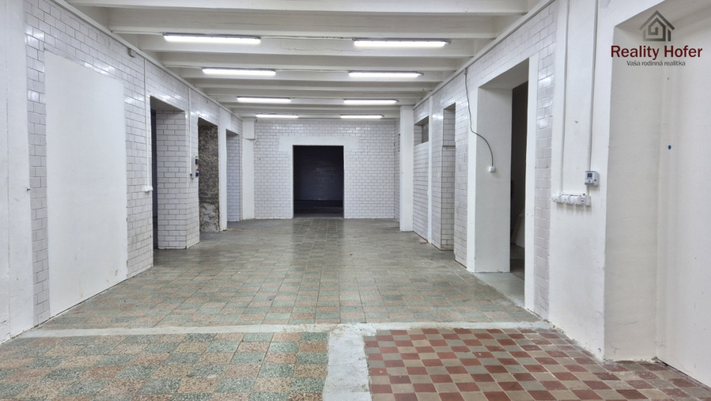 Skladové priestory, 100m2, Budovateľská, Prešov