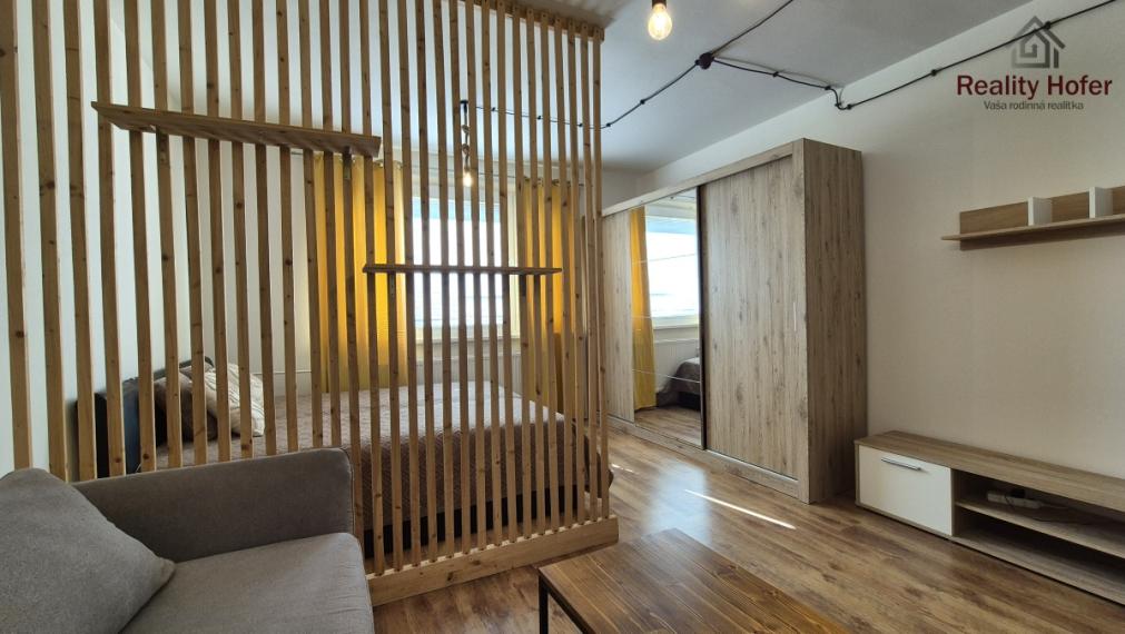 Veľký 1 izbový byt, 43m2, Važecká, Prešov