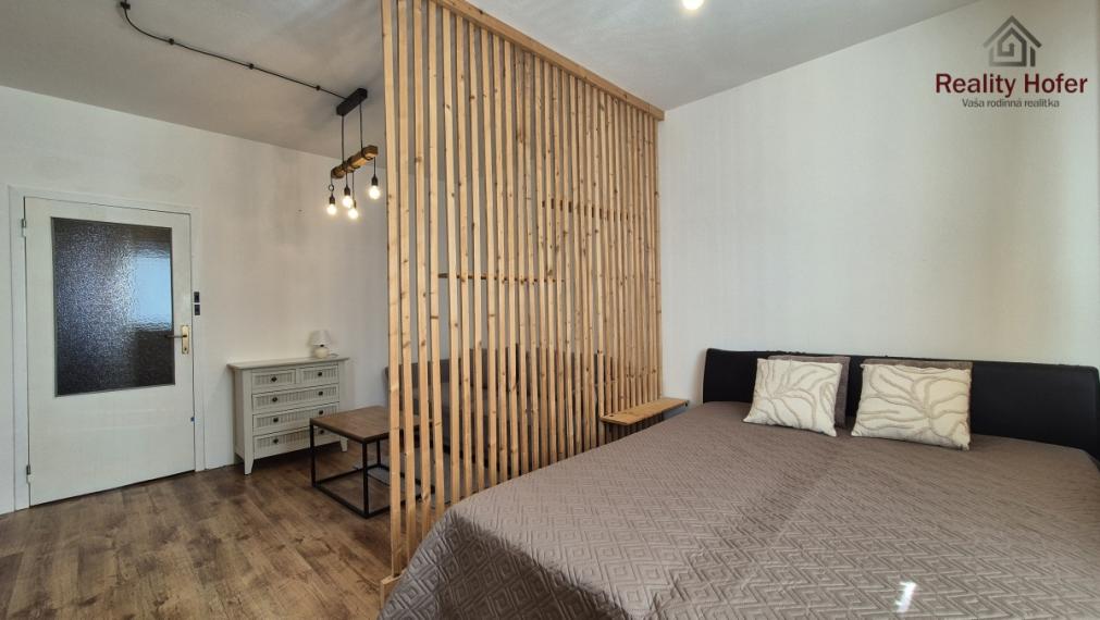 Veľký 1 izbový byt, 43m2, Važecká, Prešov