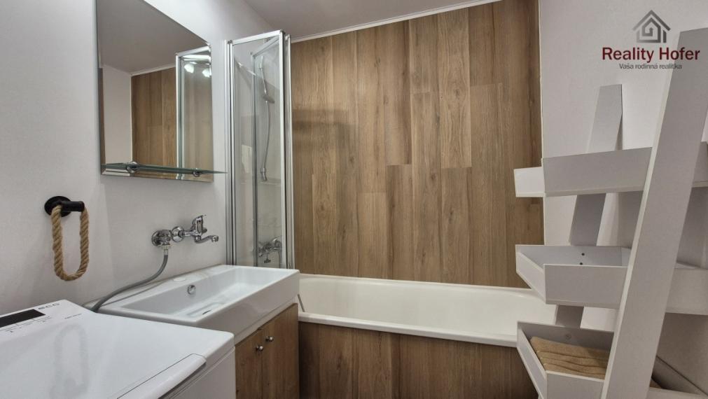 Veľký 1 izbový byt, 43m2, Važecká, Prešov