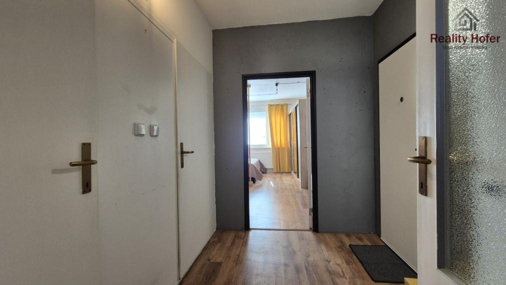 Veľký 1 izbový byt, 43m2, Važecká, Prešov