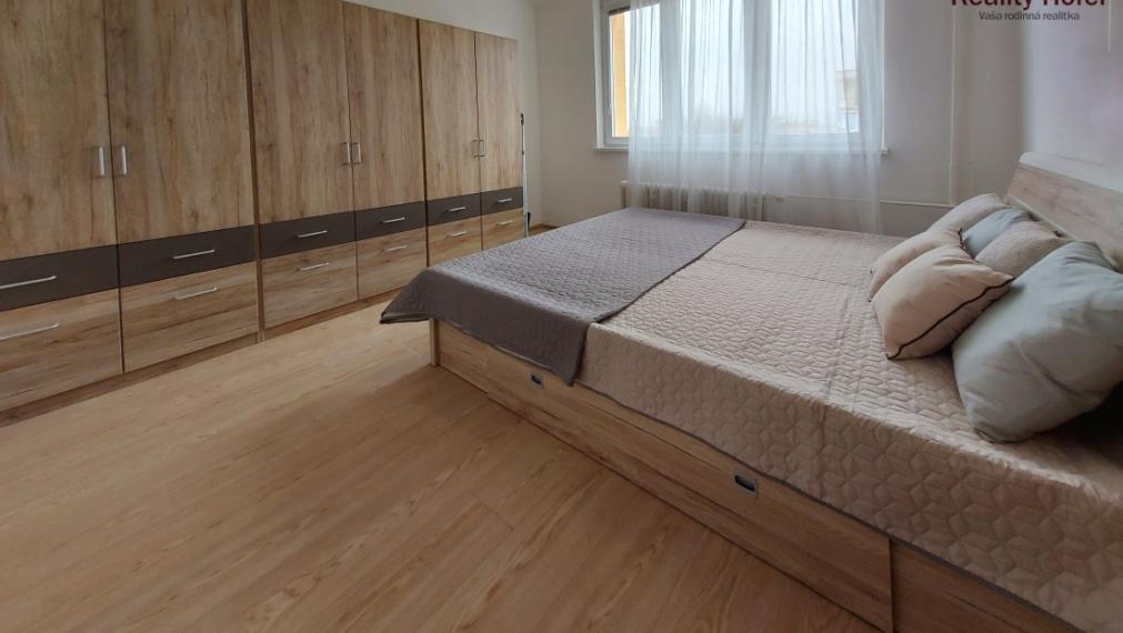 Zariadený 2 izbový byt, loggia, Sídl. dukl. hrdinov, Prešov