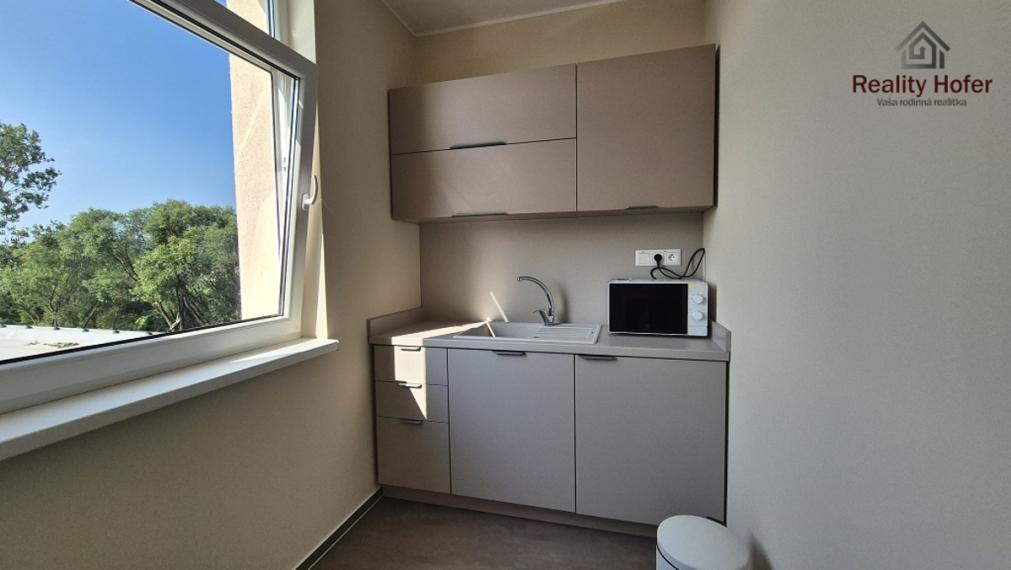 Kompletne zrekonštruované kancelárie, od 10,6m2,  DePoint, Prešov