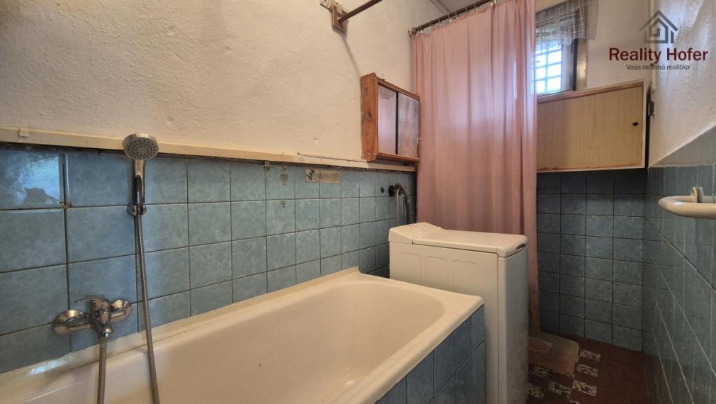 Starší rodinný dom, pozemok 918m2, Hermanovce, okr. Prešov