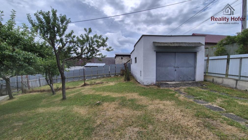 Starší rodinný dom, pozemok 918m2, Hermanovce, okr. Prešov