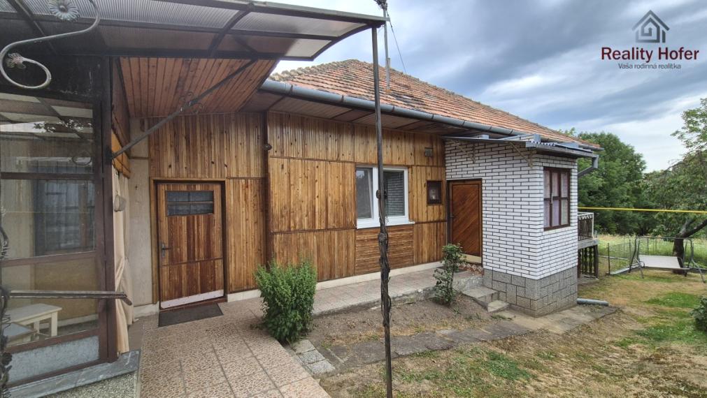 Starší vidiecky dom, pozemok 918m2, Hermanovce, okr. Prešov