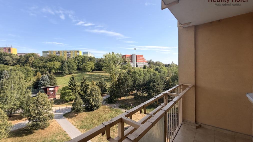 Veľký 3 izbový byt s loggiou, Exnárova, Prešov