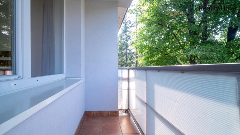 Zariadený 2 izbový byt, 66m2, loggia, ul. V. Clementisa, Prešov