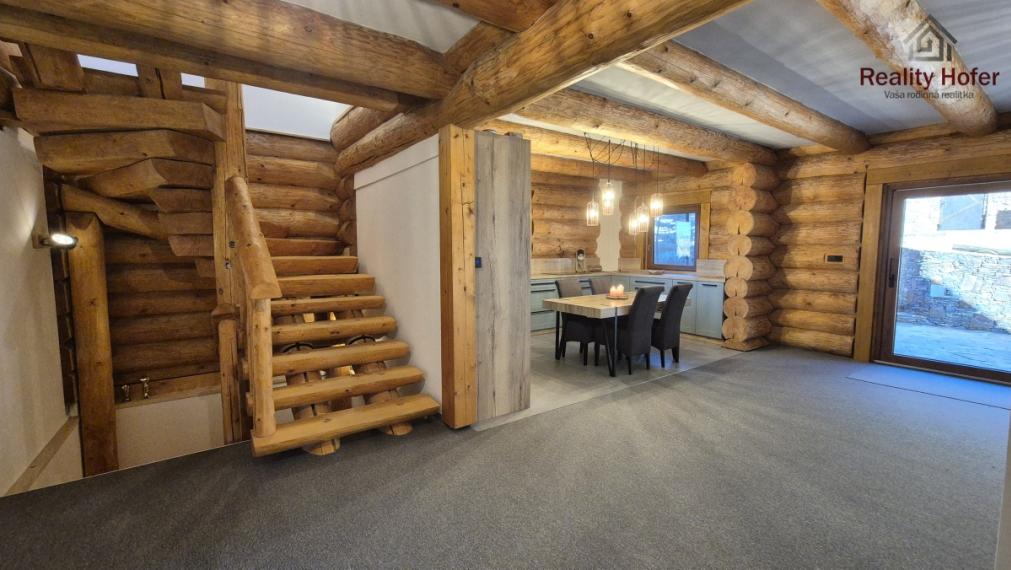 Zrubový dom, novostavba pod lesom, 7 km od Sabinova, Červená Voda