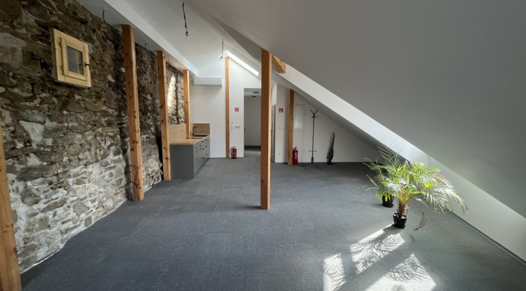 Prenájom exkluzívne kancelárske priestory/ateliér v centre Prešova