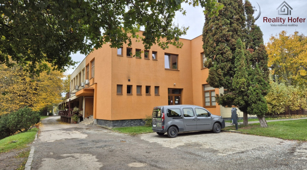 Kancelárske priestory pre veľkú firmu, 930m2, Nižná Šebastová, Prešov
