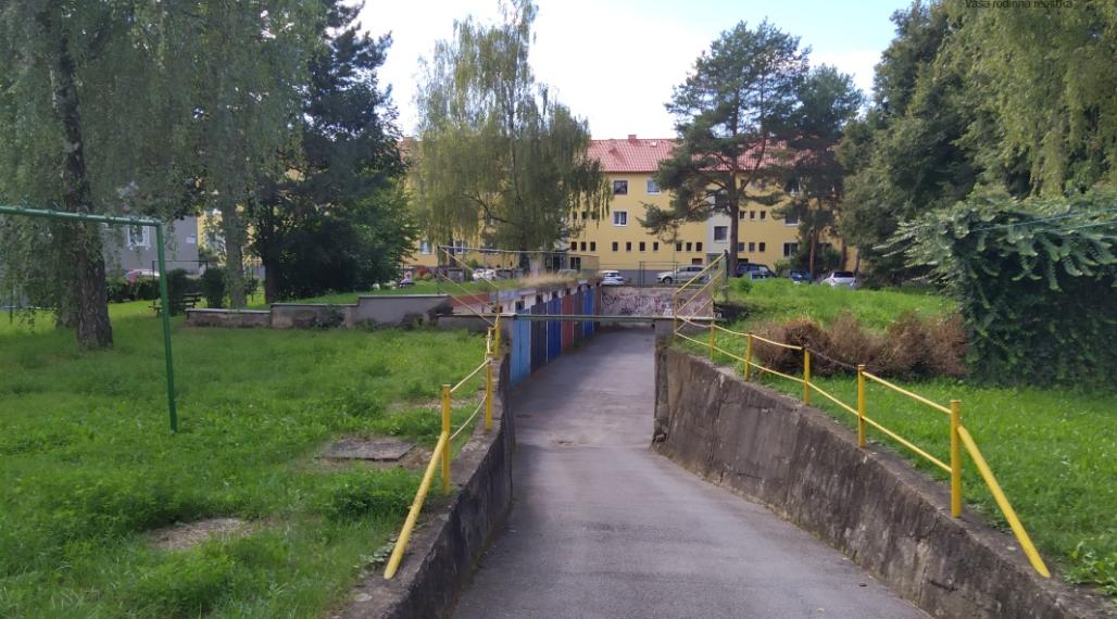 Murovaná garáž, 25m2, elektrina, Engelsova, Prešov