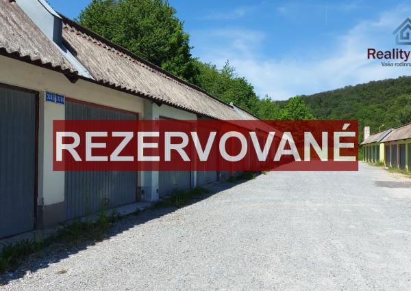 Murovaná garaž, ul. Prostějovská, Prešov