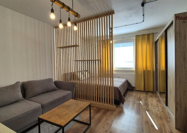 Veľký 1 izbový byt, 43m2, Važecká, Prešov