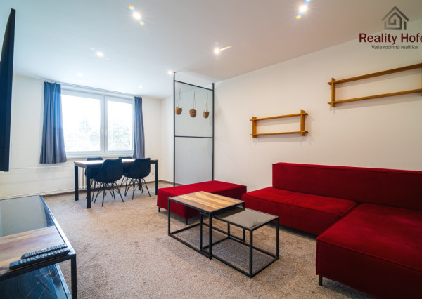 Zariadený 2 izbový byt, 66m2, loggia, ul. V. Clementisa, Prešov